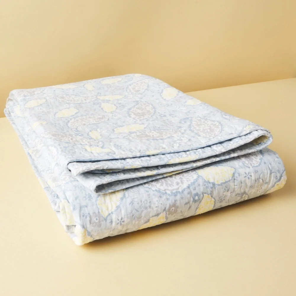 🎉LAST PIECE 🎉JJOIE Boho Paisley Printed Quilt‎